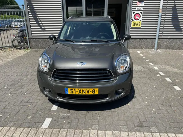 MINI Countryman 2