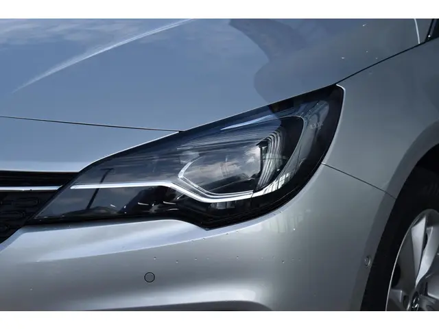 Opel Astra 1.2 Business Elegance 2021 Benzine 8