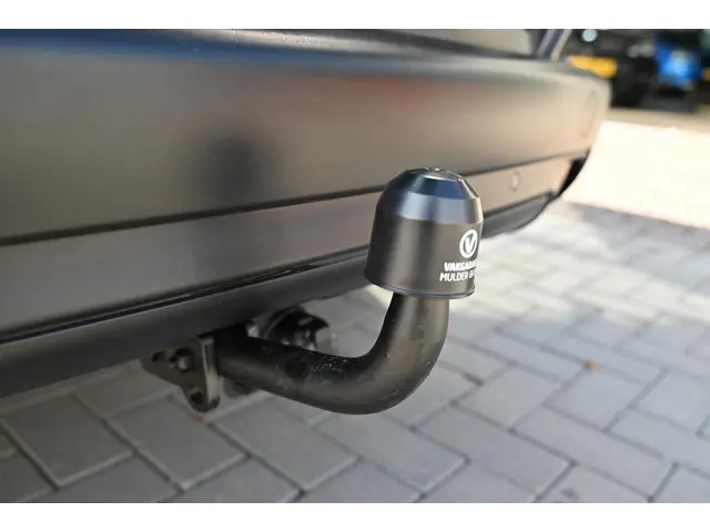 Peugeot 2008 1.2 PureTech Signature 2019 Benzine 9