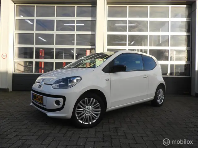 Volkswagen up! 1.0 Cup up! stoelverwarming 2014 Benzine