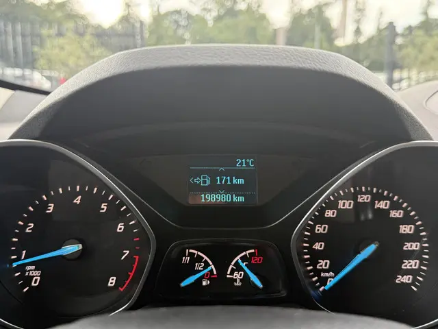 Ford Kuga 1.5 Titanium 2014 Benzine 19