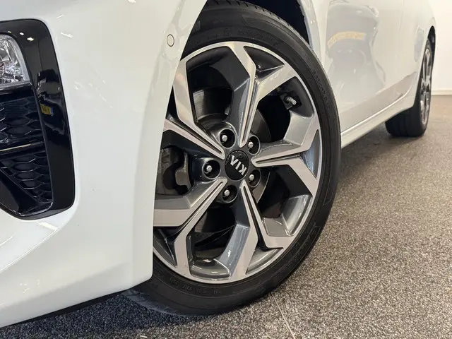 Kia Ceed 1.4 T-GDi GT-Line 2021 Benzine 9