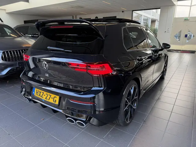 Volkswagen Golf 2.0 TSI R 4Motion 2023 Benzine 5