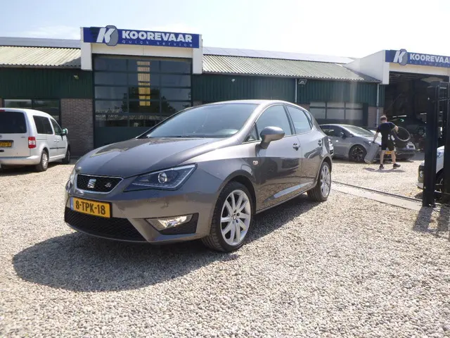 SEAT Ibiza 1.2 TSI FR DYNAMIC NAVI XENON 2014 Benzine