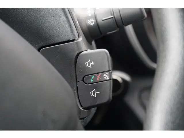 Nissan NV250 1.5 dCi 95 L2H1 Optima 2020 Diesel 31