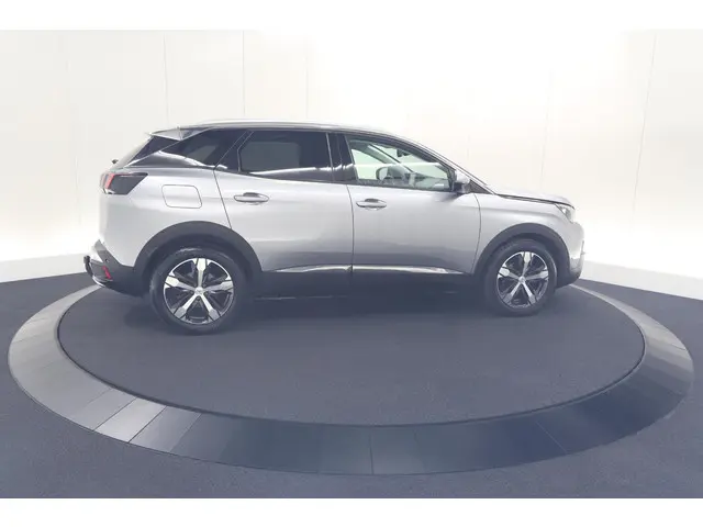 Peugeot 3008 PureTech 130 EAT8 Crossway 2020 Benzine 9