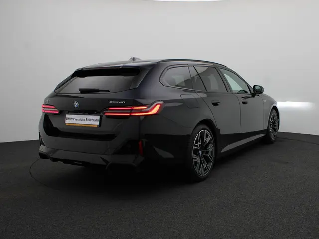 BMW i5 Touring eDrive40 2025 Elektrisch 2
