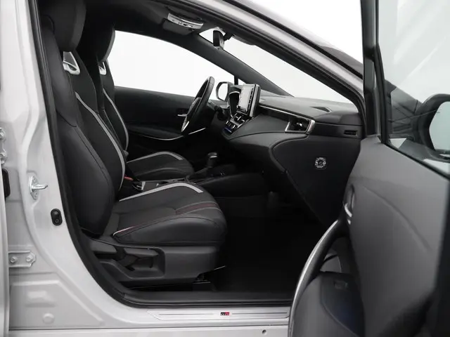 Toyota Corolla 1.8 Hybrid GR-Sport 2021 Hybride Benzine 16