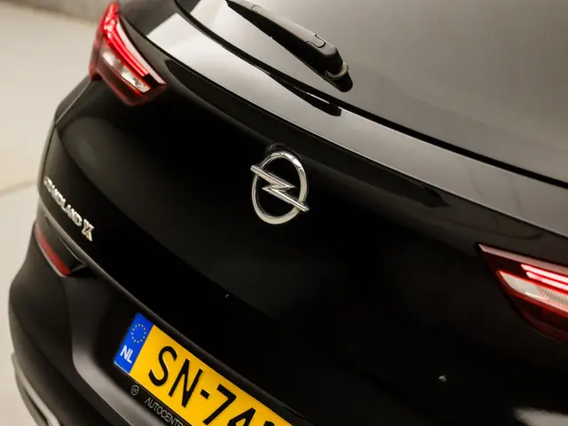Opel Grandland X 1.2 Turbo Ultimate Sport 2018 Benzine 31