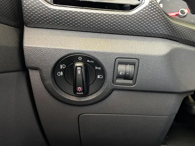 Volkswagen T-Cross 1.0 TSI Life 2021 Benzine 29