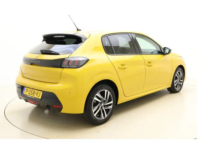 Peugeot 208 1.2 PureTech Allure Pack 2022 Benzine 2