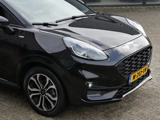 Ford Puma 1.0 HYBRID ST-LINE/ WINTER PACK/ 2022 Benzine 16