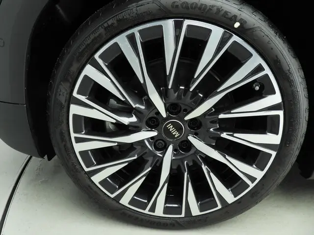 MINI Aceman SE 2025 Elektrisch 19