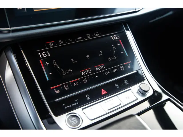 Audi Q7 SQ7 S-Line Grijs kenteken 2020 Diesel 36