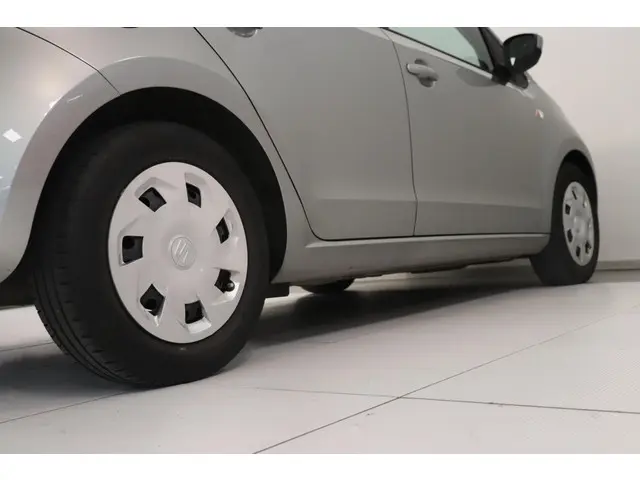 SEAT Mii 1.0 Style Intense 2020 Benzine 23