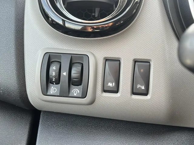 Nissan NV300 1.6 dCi 120 L2H1 Optima 2017 Diesel 21