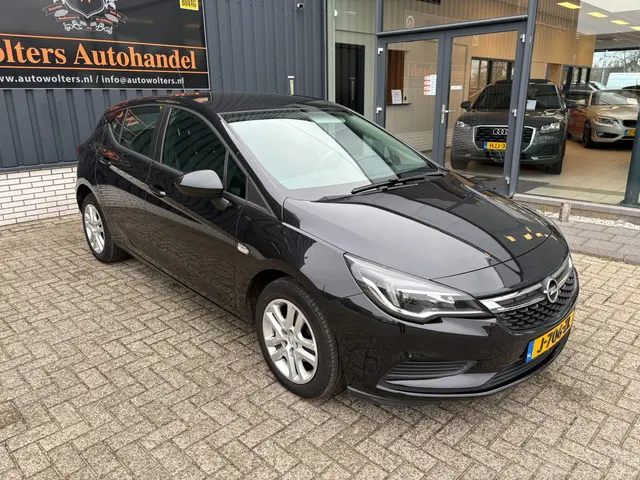 Opel Astra 1.4 2016 Benzine 3