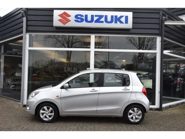 Suzuki Celerio 1.0 Exclusive -Rijklaar! 2018 Benzine 2