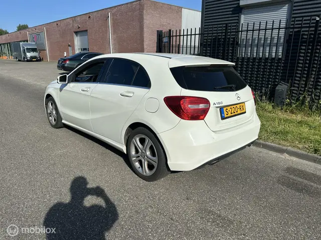 Mercedes-Benz A-Klasse 180 Ambition 2014 Benzine 4