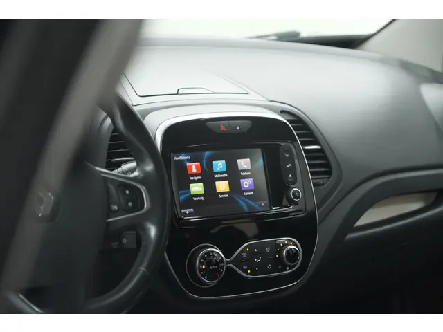 Renault Captur TCe 120 Intens 2018 Benzine 3