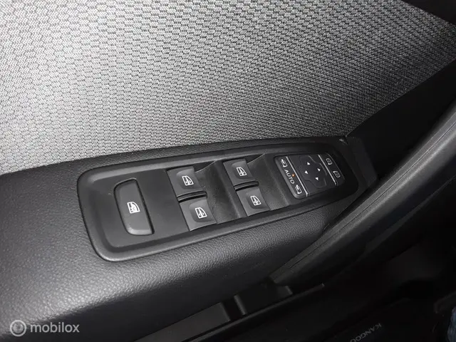 Renault Kangoo Techno TCE 130 pk Automaat 2023 Benzine 13