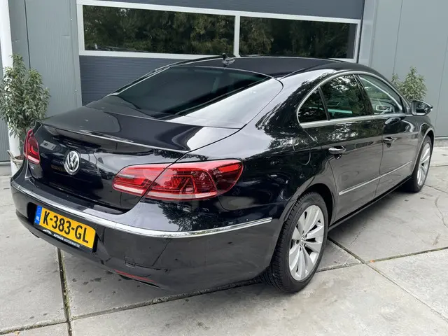 Volkswagen CC 1.4 TSI 160pk H6 Highline 2013 Benzine 37