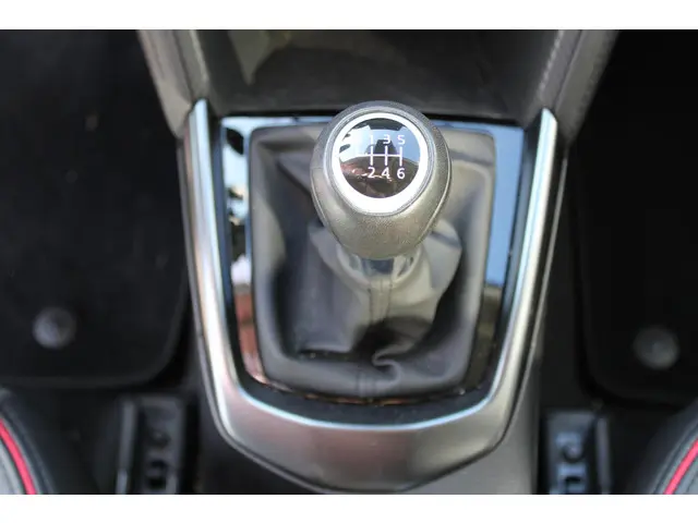 Mazda 2 1.5 e-SkyActiv-G 90 Homura Aka 2023 Benzine 20