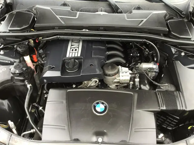 BMW 3 Serie Touring 318i Automaat 2012 Benzine 21