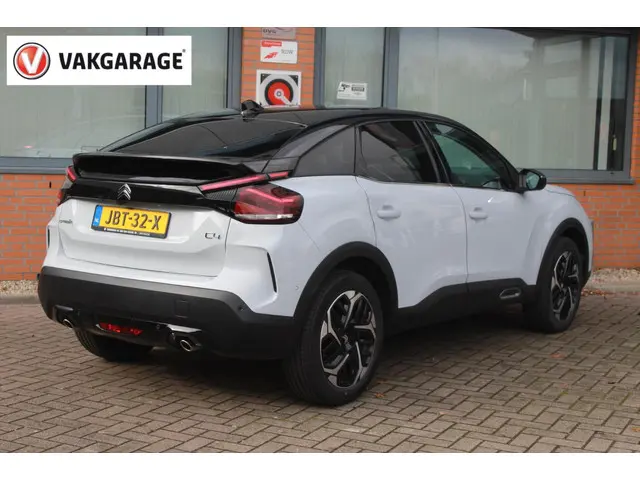 Citroën C4 1.2 Hybrid 136 Max 2024 Hybride Benzine 2