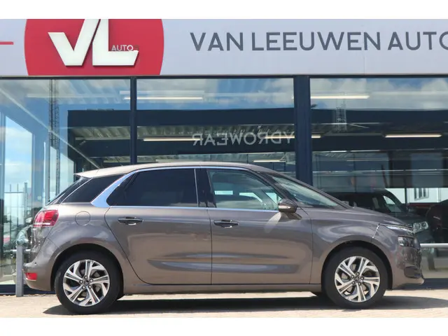 Citroën C4 Picasso 1.6 e-THP Business 2015 Benzine 10