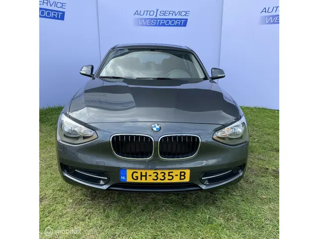 BMW 1 Serie 116i Business 2014 Benzine 2