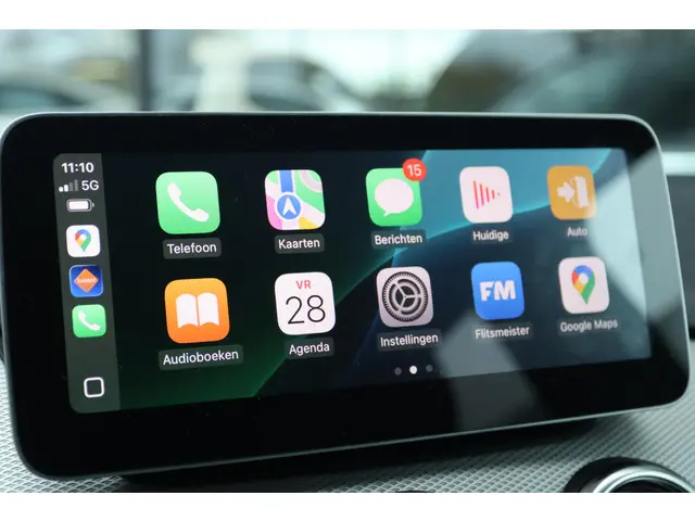 Mercedes-Benz B-Klasse 180 AMBITION 2016 Benzine 32