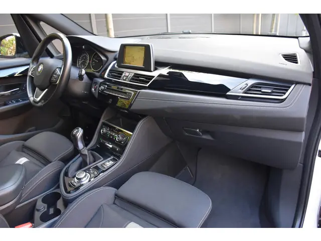 BMW 2 Serie Active Tourer 218i Executive 2015 Benzine 9