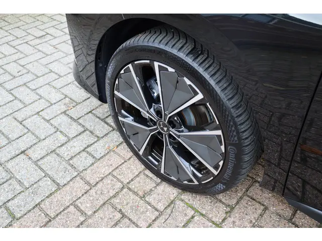 DS DS 4 e-Tense 225 'Etoile' 2024 Hybride Benzine 6