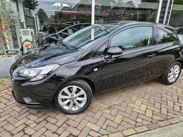 Opel Corsa 1.0 Turbo Edition,lage km,trekhaak 2017 Benzine 3