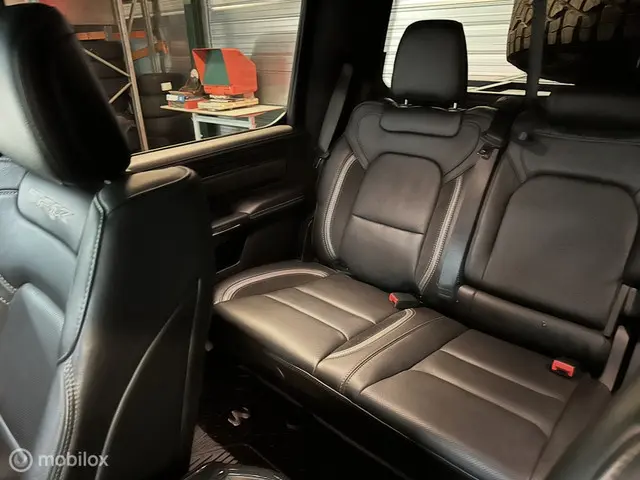 Dodge Ram 1500 4X4 6.2 V8 4x4 Crew Cab TRX 2022 Benzine 6