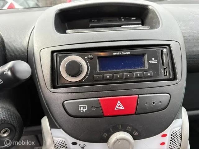 Citroën C1 1.0 Tendance 2013 Benzine 8