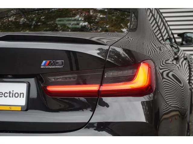 BMW M3 3 Serie xDrive Competition 2025 Benzine 27