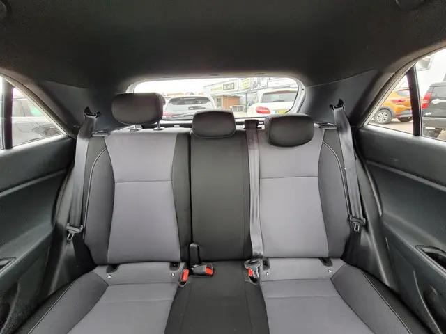 Hyundai i20 1.0 T-GDI Go! 2016 2016 Benzine 28