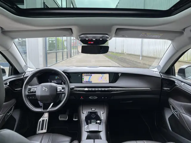 DS DS 4 E-Tense La Première 2022 Hybride Benzine 7