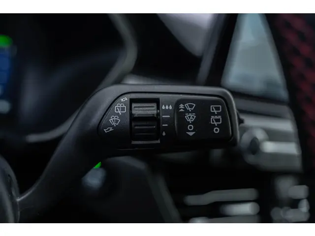 Ford Kuga 2.5 PHEV ST-Line X 2021 Hybride Benzine 35