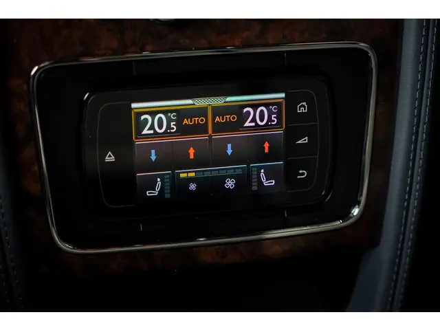 Bentley Flying Spur 6.0 W12 2016 Benzine 45