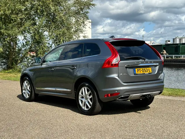 Volvo XC60 2.0 D4 FWD Polar+ | Harman/Kardon 2017 Diesel 2