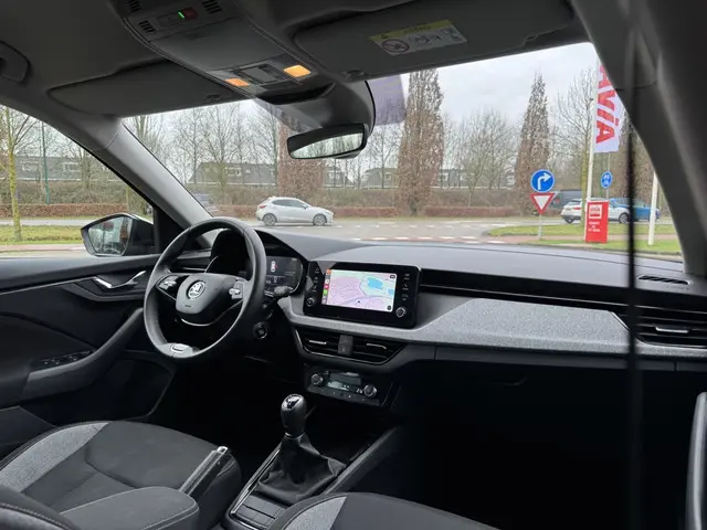 Škoda Kamiq FACELIFT Selection 1.0 TSI 2024 Benzine 10