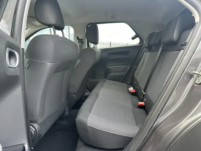 Citroën C4 Cactus 1.2 PureTech Shine 2017 Benzine 10