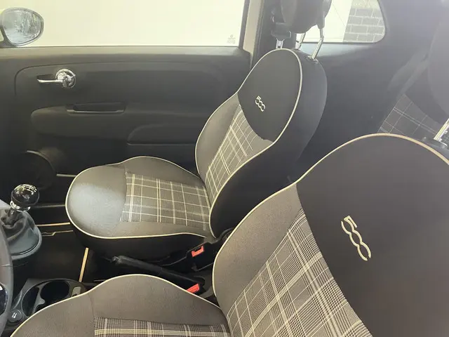 Fiat 500C 1.0 Hybrid Lounge 2020 Benzine 24