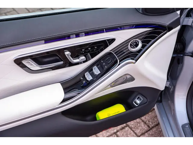 Mercedes-Benz S-Klasse 350d 4MATIC Lang 2024 Diesel 15