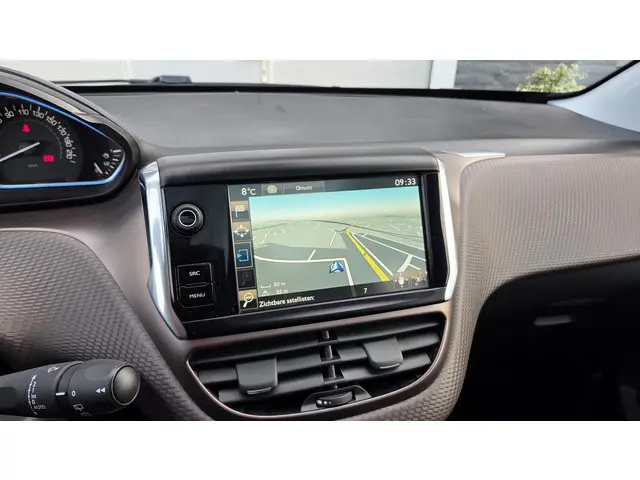 Peugeot 2008 1.2 PureTech Allure 2016 Benzine 12