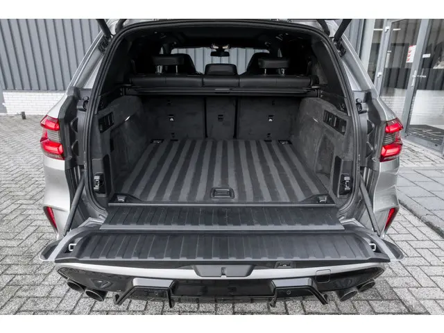 BMW X5 M Competition 2020 Benzine 15