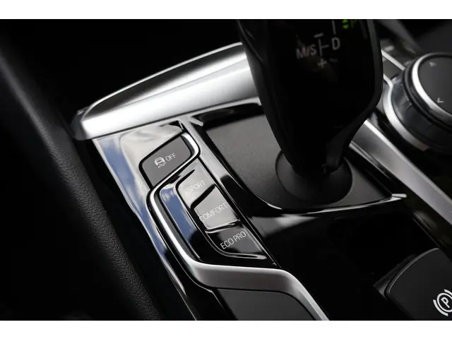 BMW 5 Serie Touring 530d High Executive 2020 Diesel 36